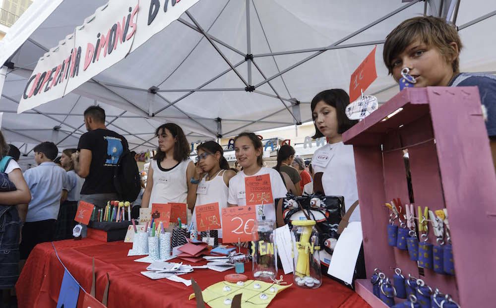 Jóvenes emprendedores y solidarios