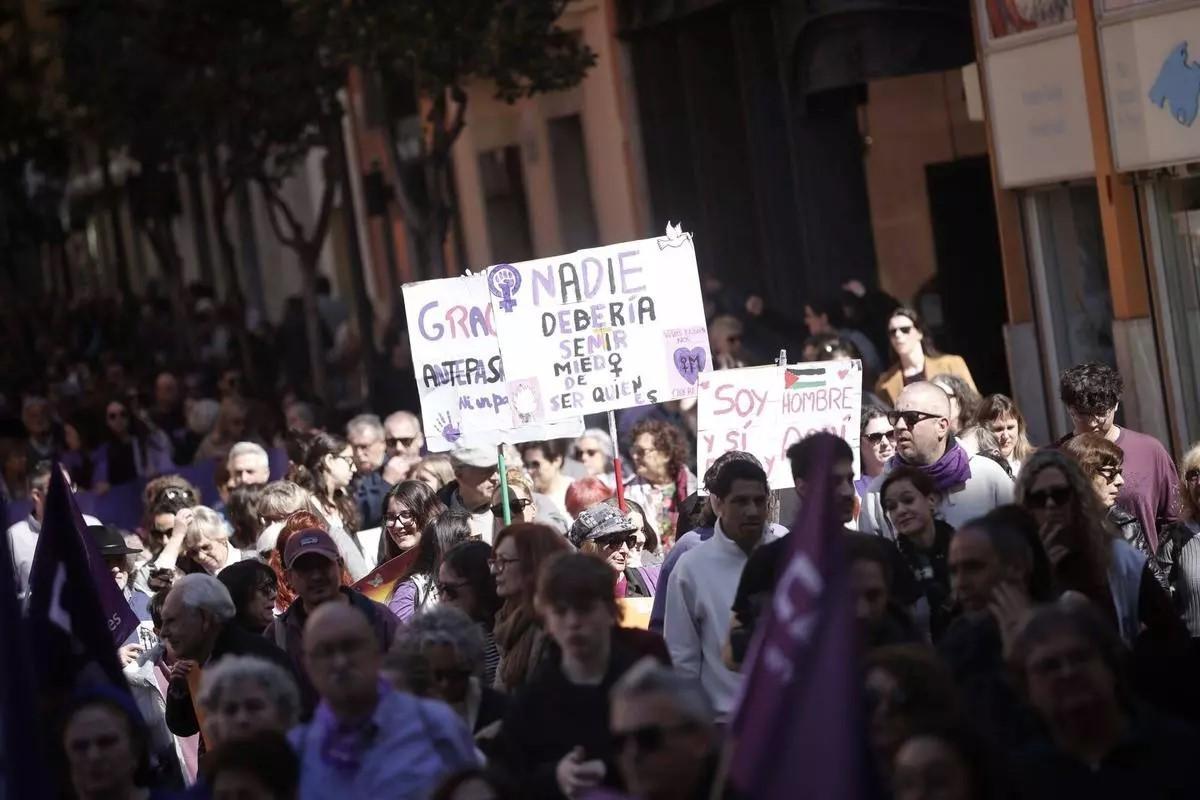 Demo zum Weltfrauentag am Sonntag (8.3.) in Palma.