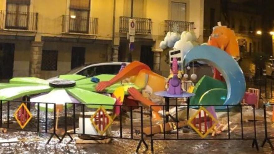 Falla La Vila, tras sufrir los estragos de la DANA