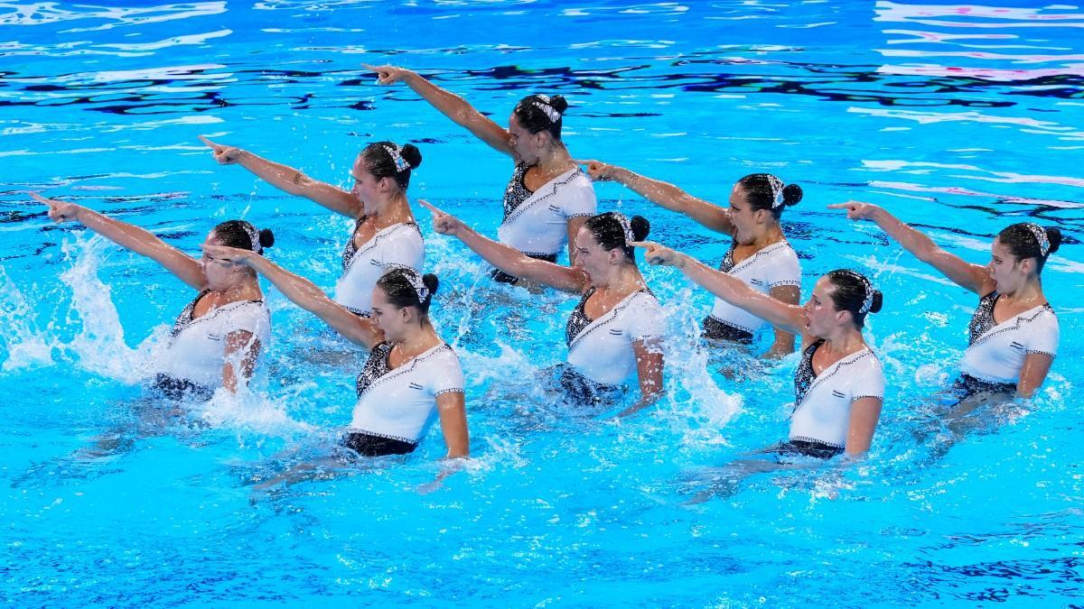 Espana, en la rutina técnico por equipos