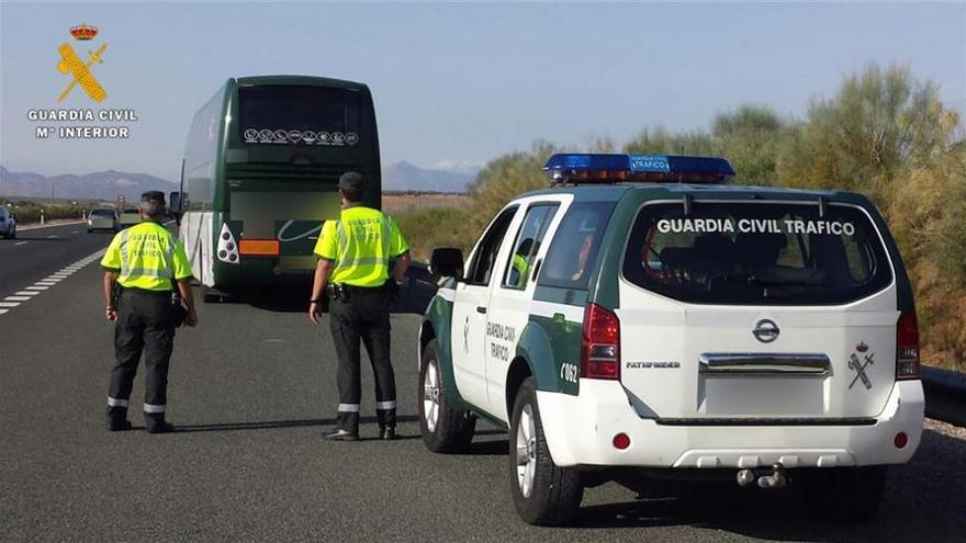 La Guardia Civil denuncia en 24 horas a tres camioneros por consumo de drogas