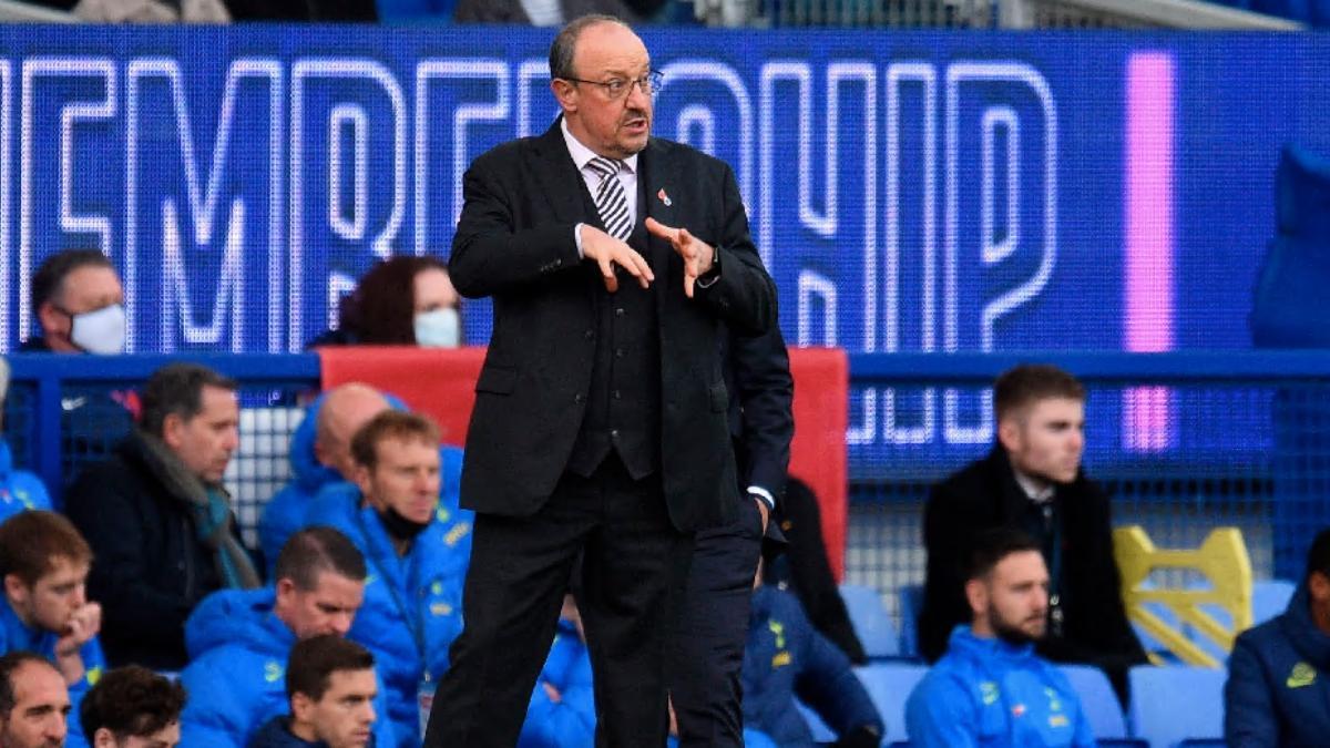 Rafa Benítez, durante un partido con el Everton