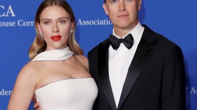 Cómo se conocieron, su boda secreta y sus hijos: esta es la curiosa historia de amor de Scarlett Johansson y su marido, Colin Jost