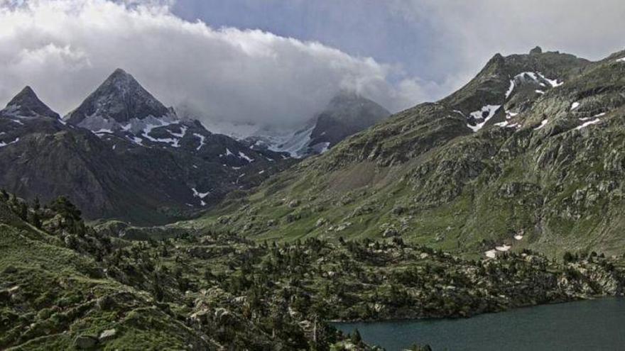 En Pirineo intervalos nubosos y en el resto predominio de cielo poco nuboso