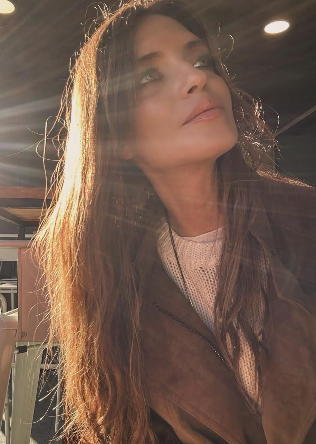 Sara Carbonero disfrutando de unos rayos de sol