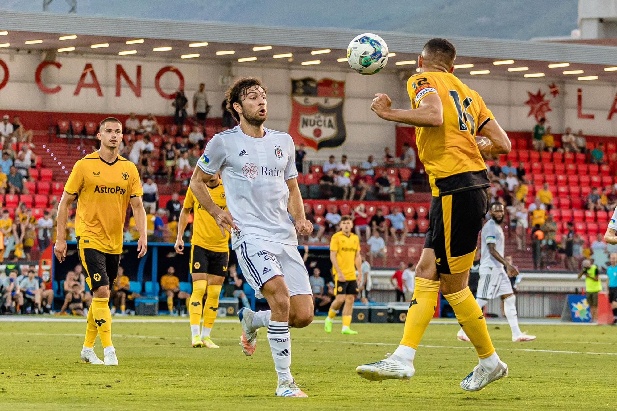 Fútbol Internacional en La Nucía. Los Wolves (Premiere League) vencen por 3-0 al Beşiktaş (super liga turca) y se proclaman campeones del torneo La Nucía Summer Cup