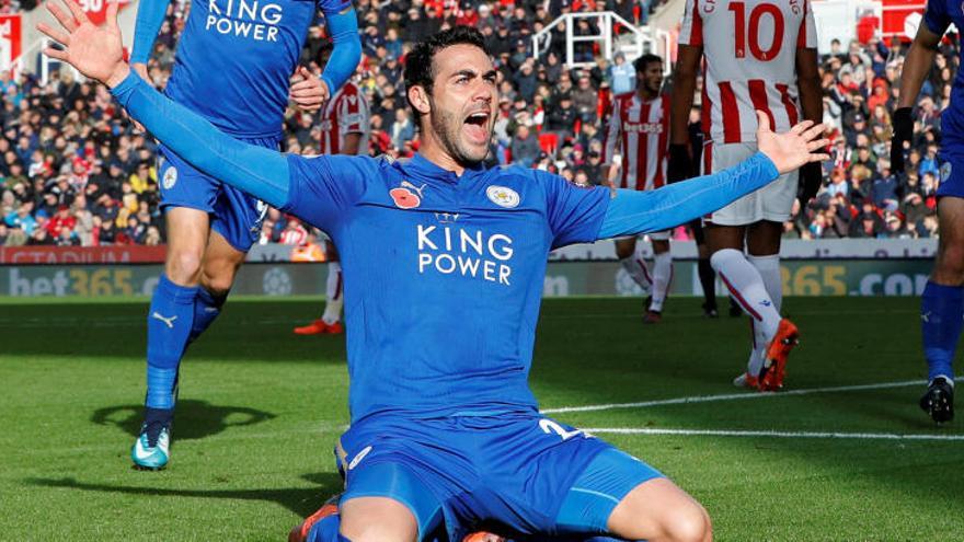 Iborra celebra el gol en casa del Stoke City.