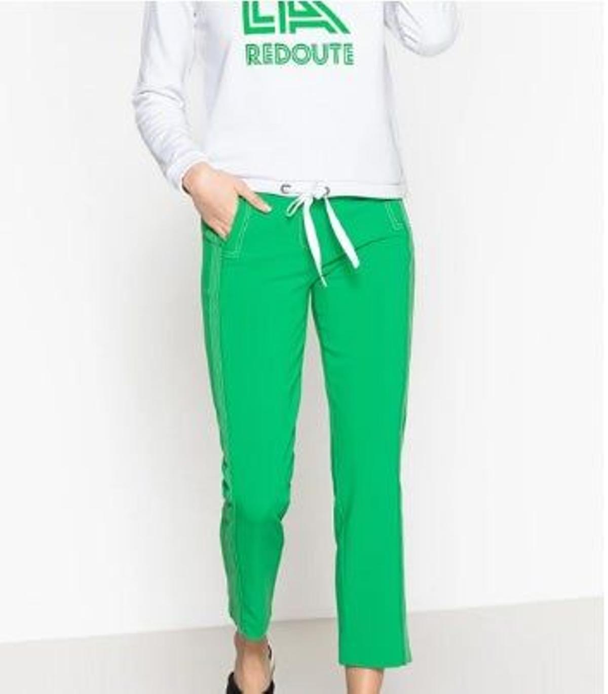 Pantalón pesquero en color verde de La Redoute. (Precio: 34, 99 euros)