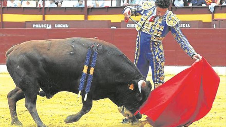 Héctor Edo se reencuentra con su mejor toreo en la plaza de Murcia