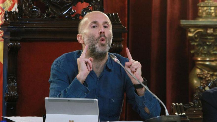 Jácome desata la polémica al limitar a cinco minutos la presencia de cámaras en los plenos