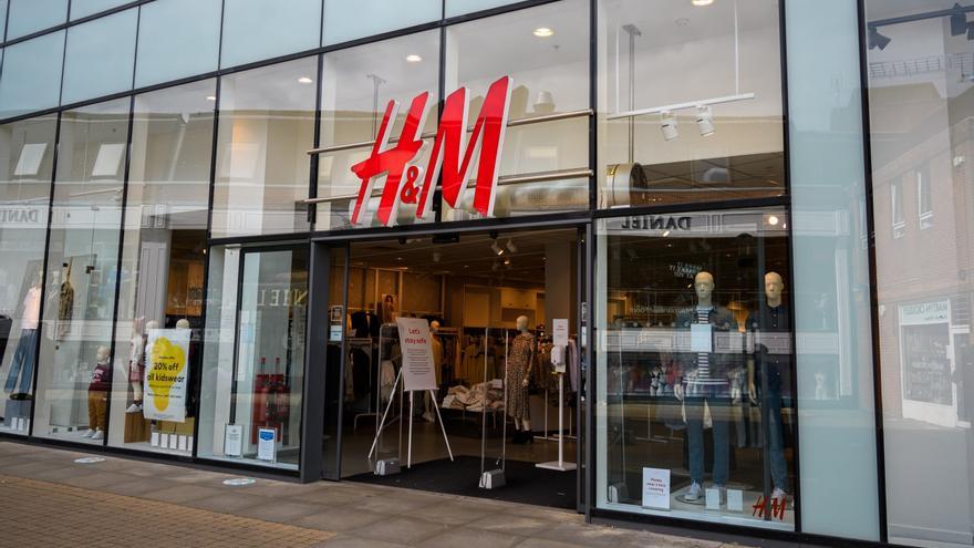 H&amp;M retira uno de sus productos y pide devolverlo inmediatamente