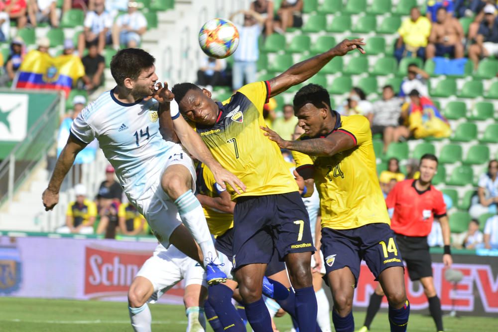 Argentina vence a Ecuador en el Martínez Valero