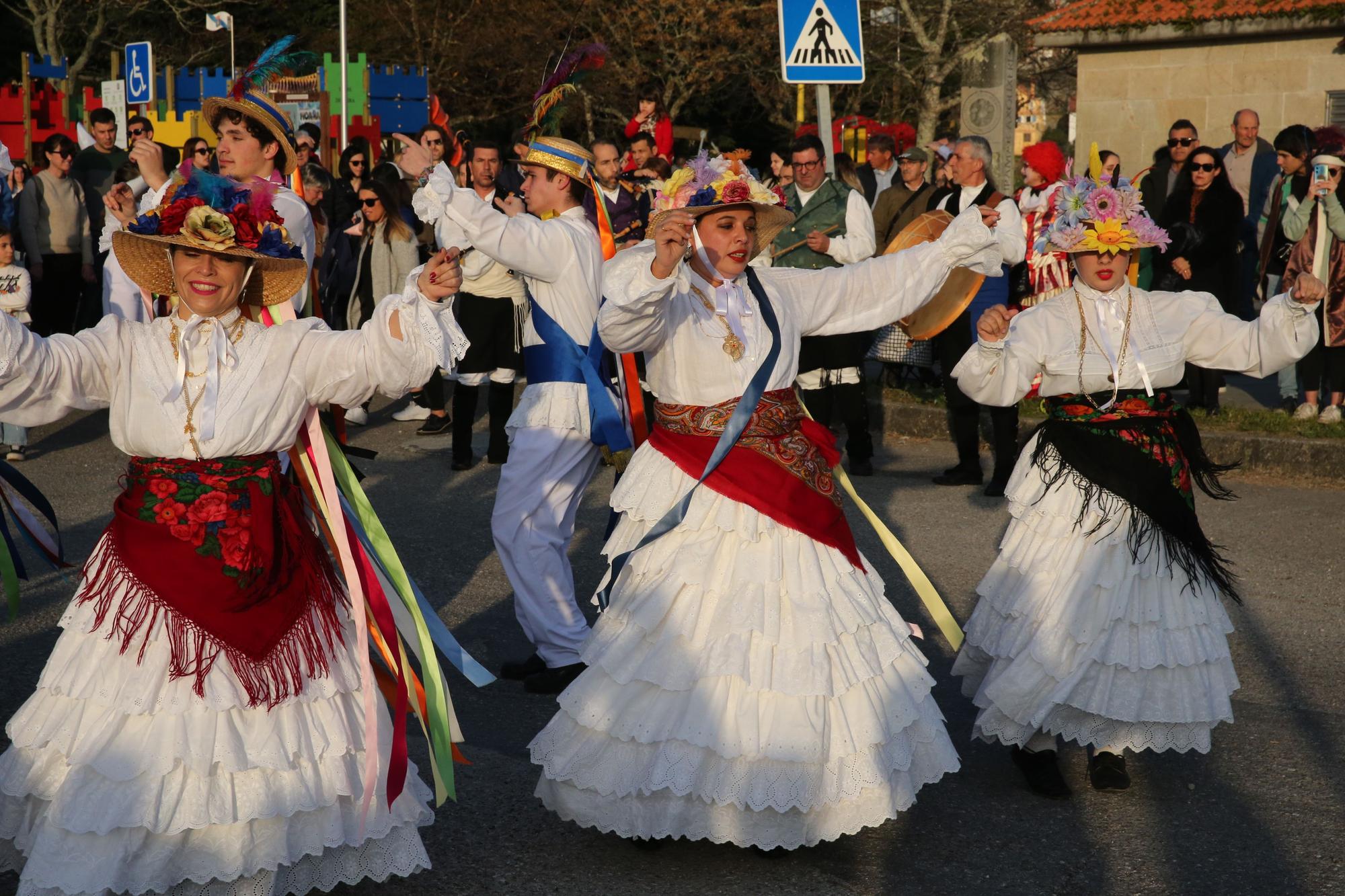 Las damas y galanes copan la atención en Meira