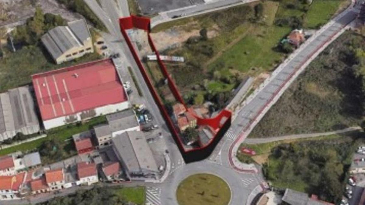 Foto aérea que delimita en rojo el ámbito afectado por la actuación para acondicionar como peatonal y ciclista el vial del acceso norte de Lugones.
