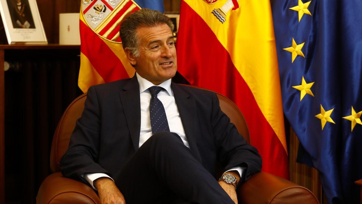El presidente del Tribunal Superior de Justicia de Aragón, Manuel Bellido, antes de la entrevista con EL PERIÓDICO DE ARAGÓN.