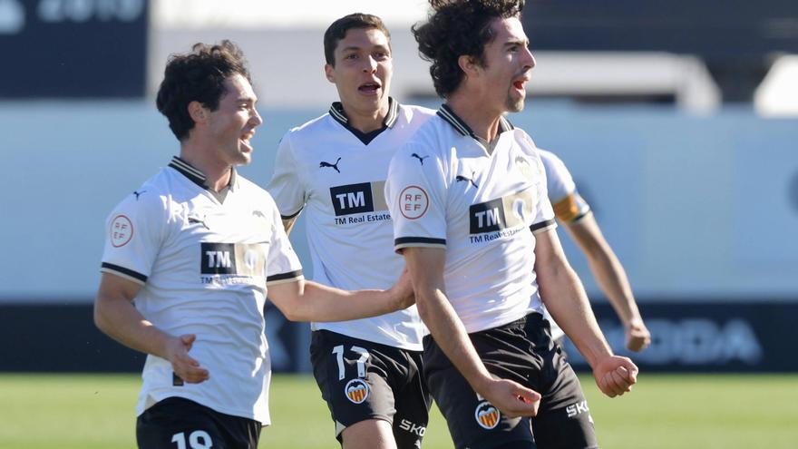 El Valencia Mestalla busca la quinta consecutiva contra el Badalona