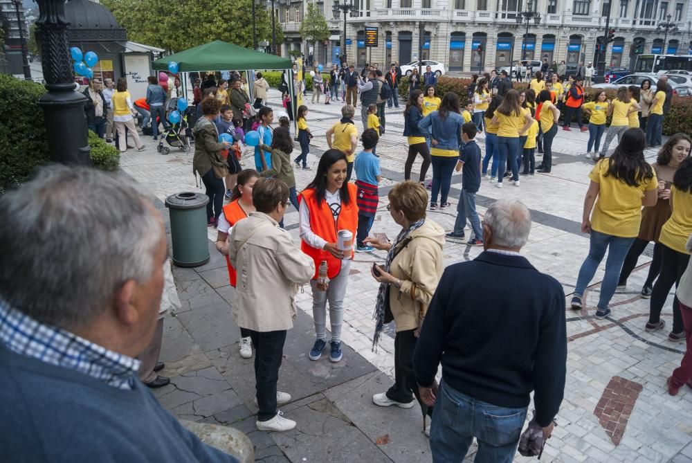 Flashmob para apoyar a la Asociación Galbán