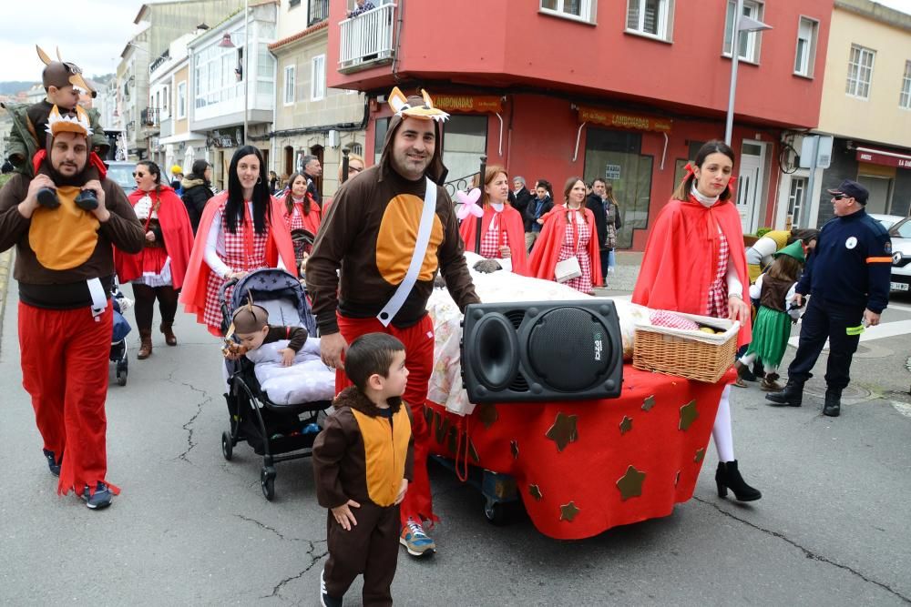 Los participantes en el Enterriño de Bueu.