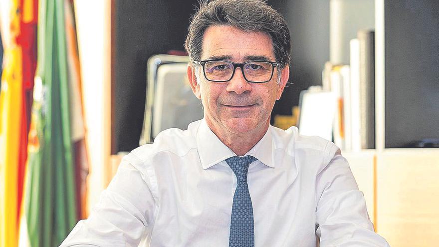 «El municipalismo se ahoga cuando cierras el grifo de las inversiones»