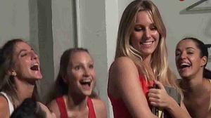 El musical ’Grease’ s’assaja fins a mitjans d’octubre a la Nau Ivanow de Barcelona.