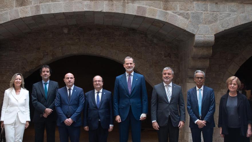 El Rey Felipe VI visita la la exposición 'Miró-Picasso' en el Museu Picasso de Barcelona.