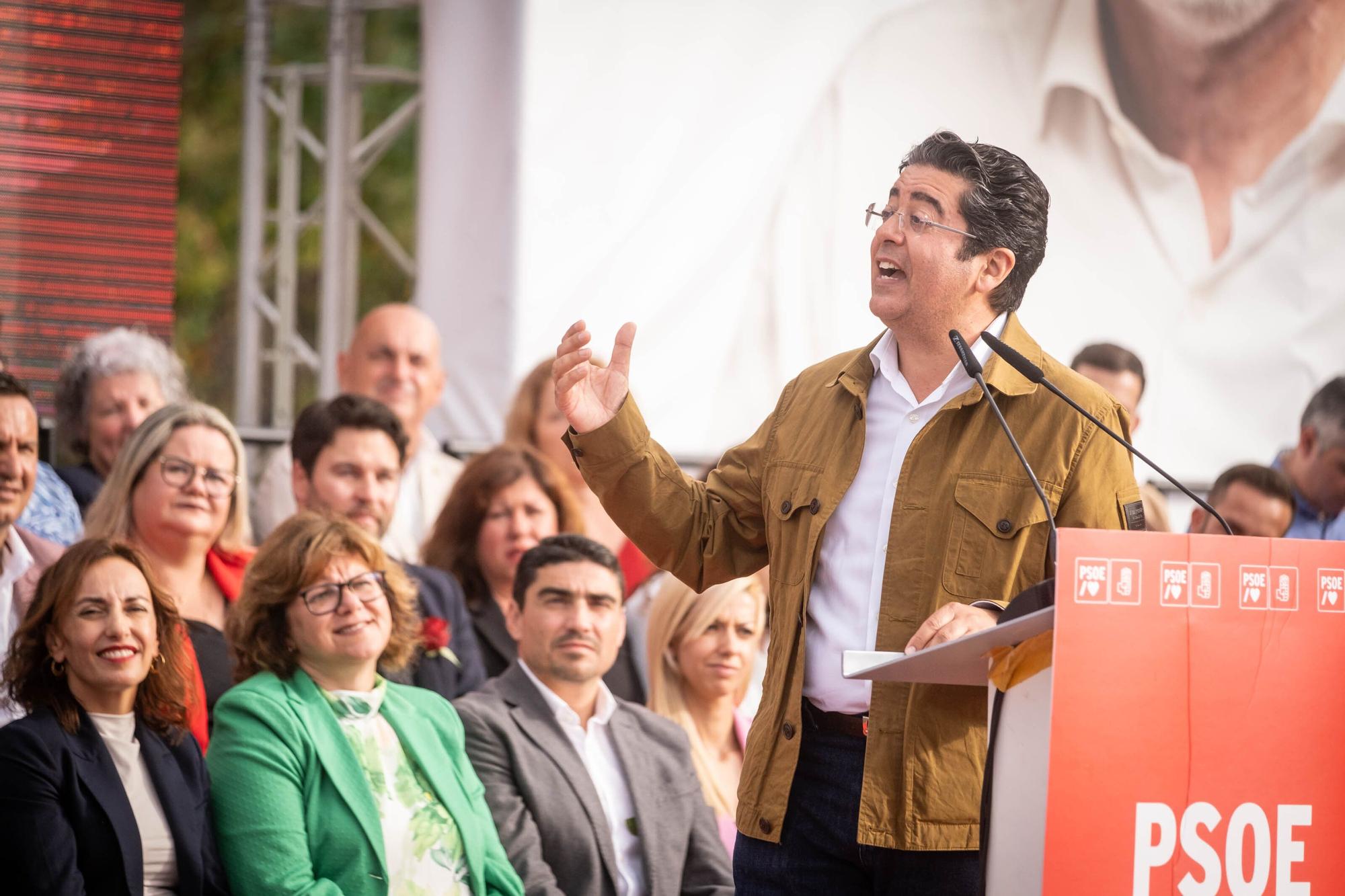 El PSOE presenta las candidaturas por la isla de Tenerife.