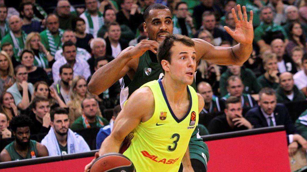 Kevin Pangos durante el encuentro de ida en Lituania