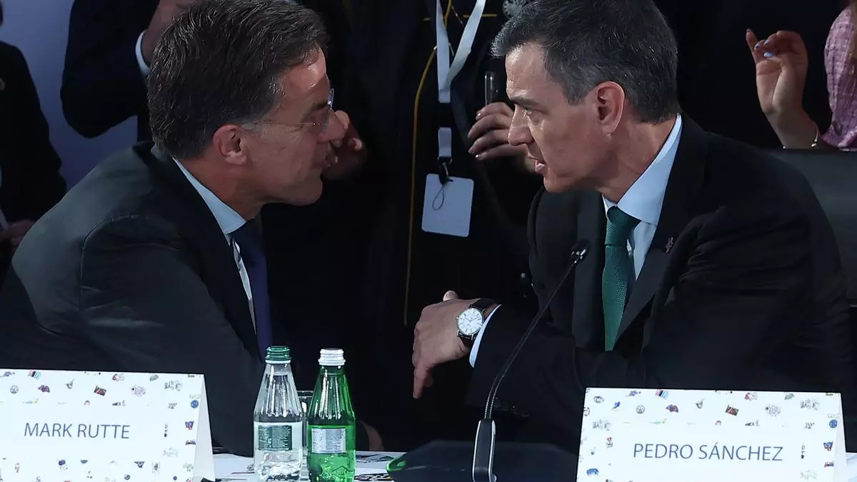 Moncloa rebaja las palabras de Rutte a una opinión “pactada” y garantiza que “no cambia” el acuerdo para limitar el gasto militar al 2,1%