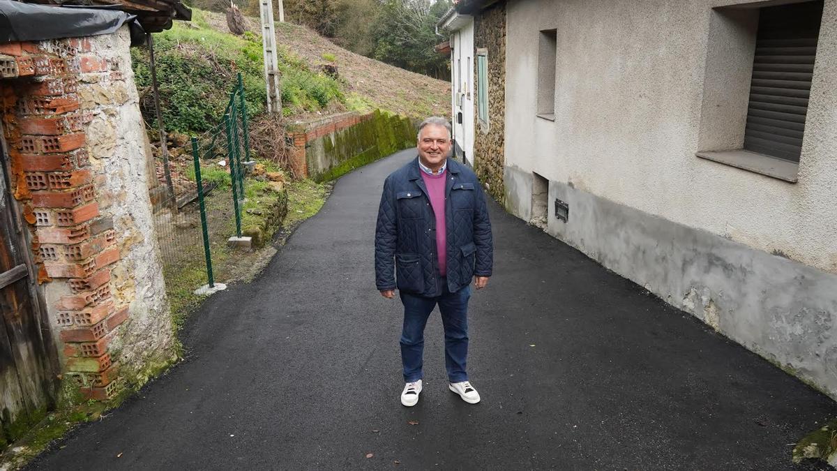 El concejal Alejandro Villa en la zona de obras.