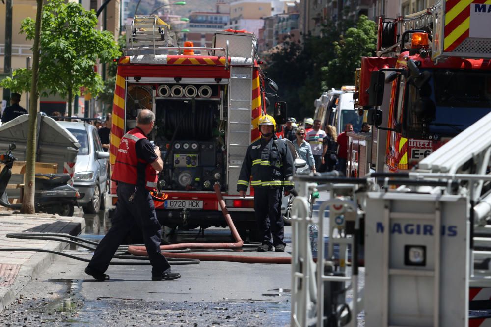 El fuego calcina un edificio de Héroe de Sostoa