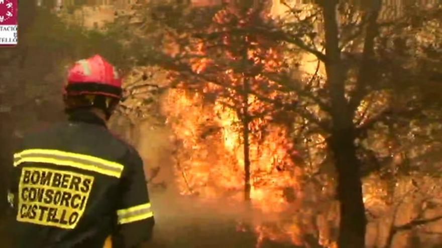 VÍDEO - Incendio en la Sierra Calderona