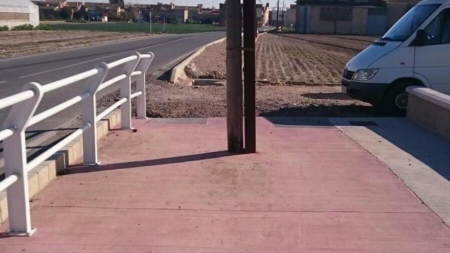 Lugar donde acaba el carril bici