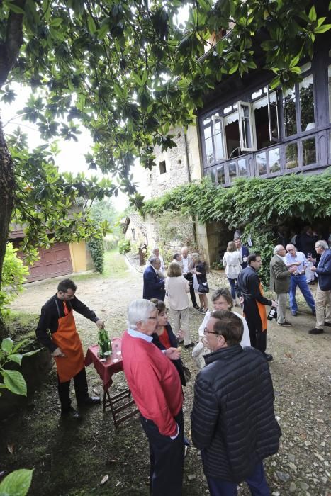 Comida anual en la casona de Garrida, Piloña