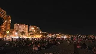 La Noche de San Juan en Málaga: playas, hogueras, y horarios especiales del transporte público