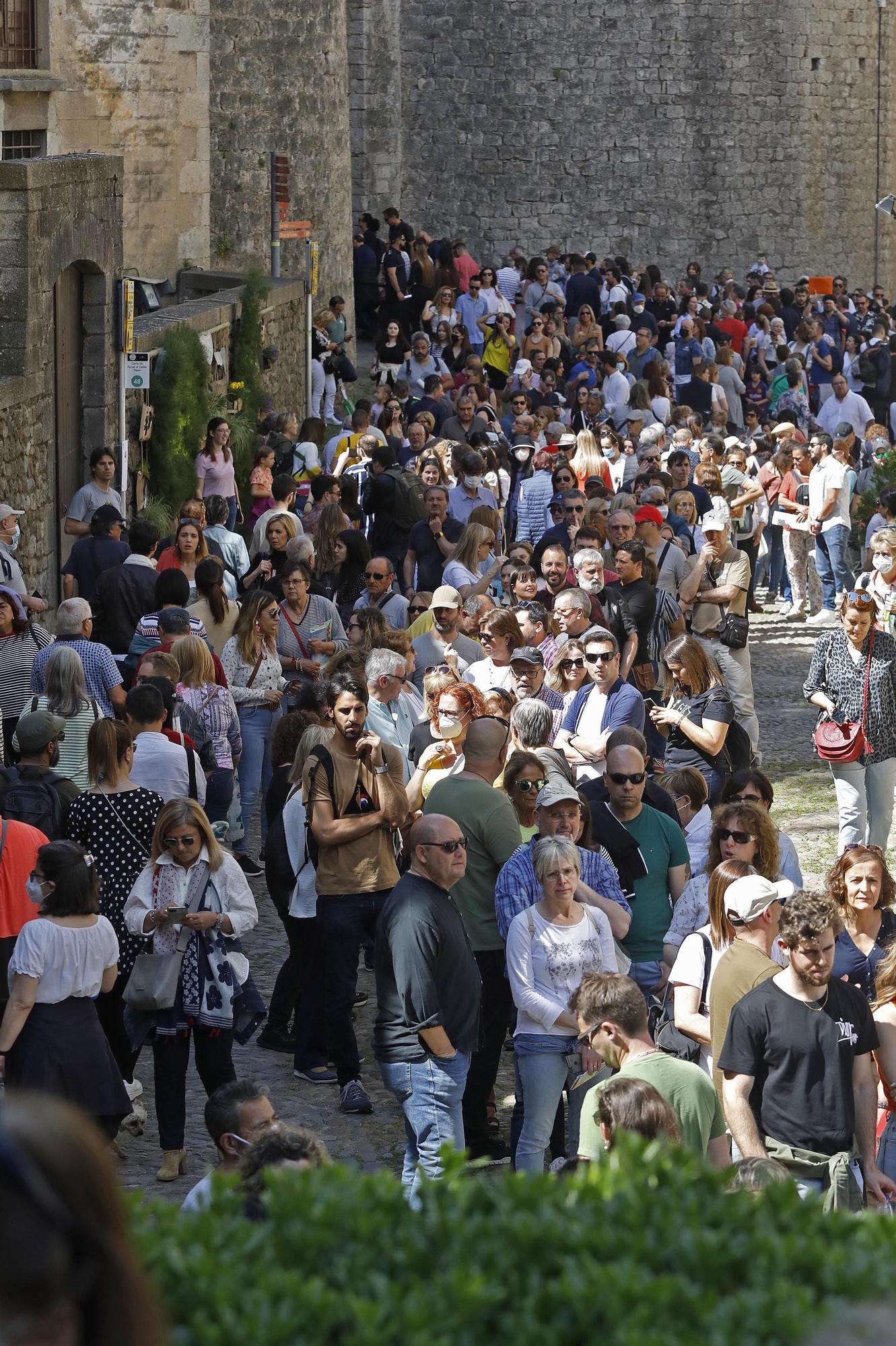 Girona es torna a omplir de color i riuades de gent en el retorn a la normalitat de Temps de Flors