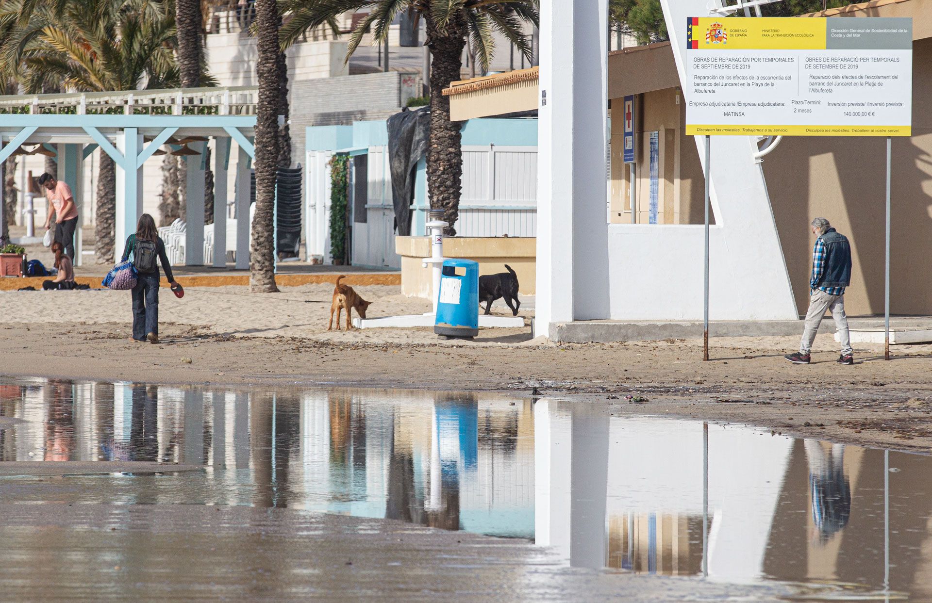 El temporal se deja notar en las playas de Alicante