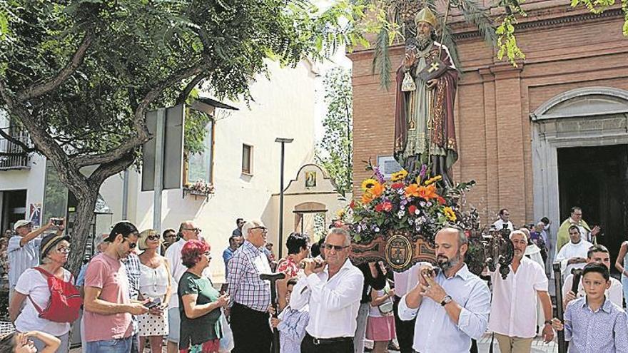Misa y procesión para honrar a Santo Tomás en Benicàssim