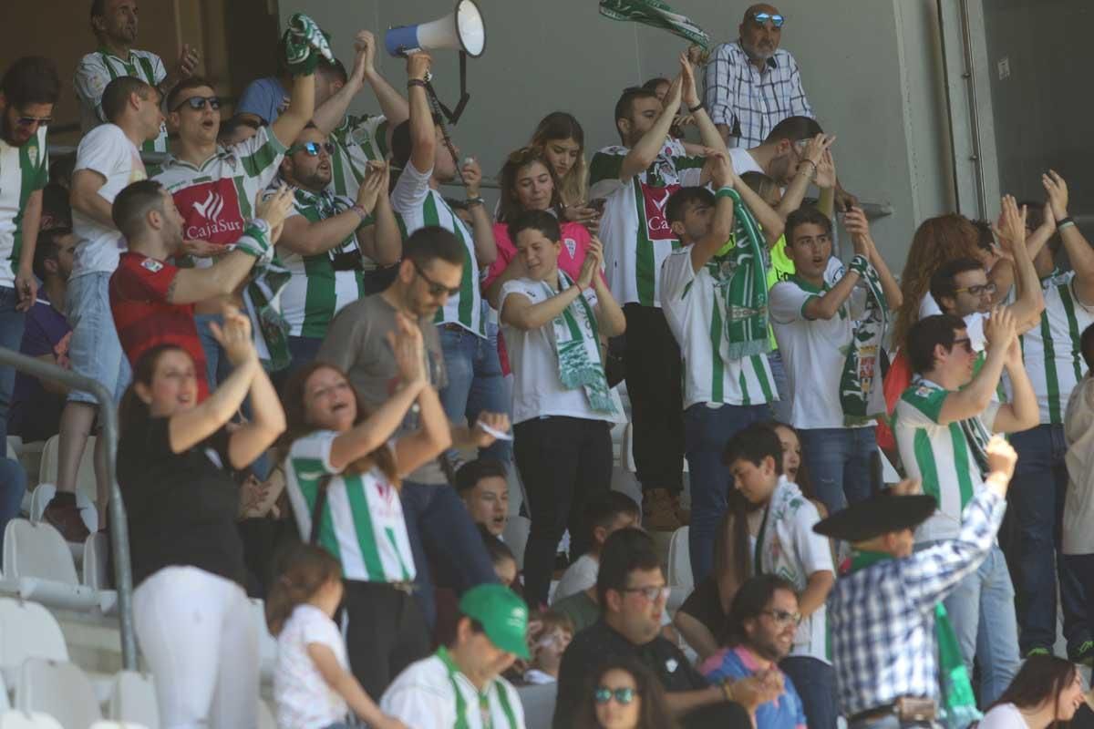 Así vivió la afición la derrota del Córdoba ante el Huesca