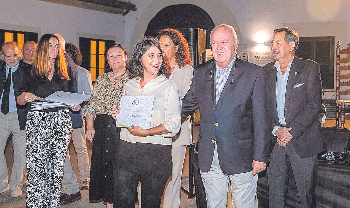 La directora Marisa Goñi recibe la distinción otorgada a Diario de Mallorca.