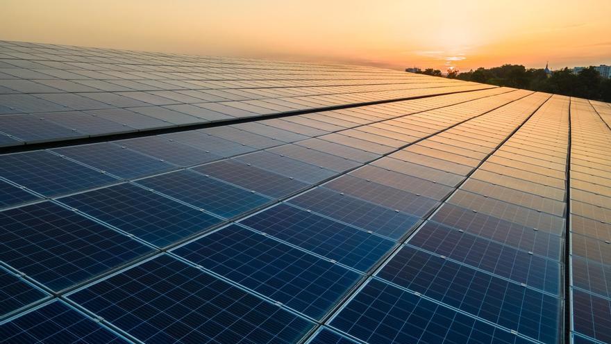 La calima también pasa factura a la energía solar en la Región de Murcia