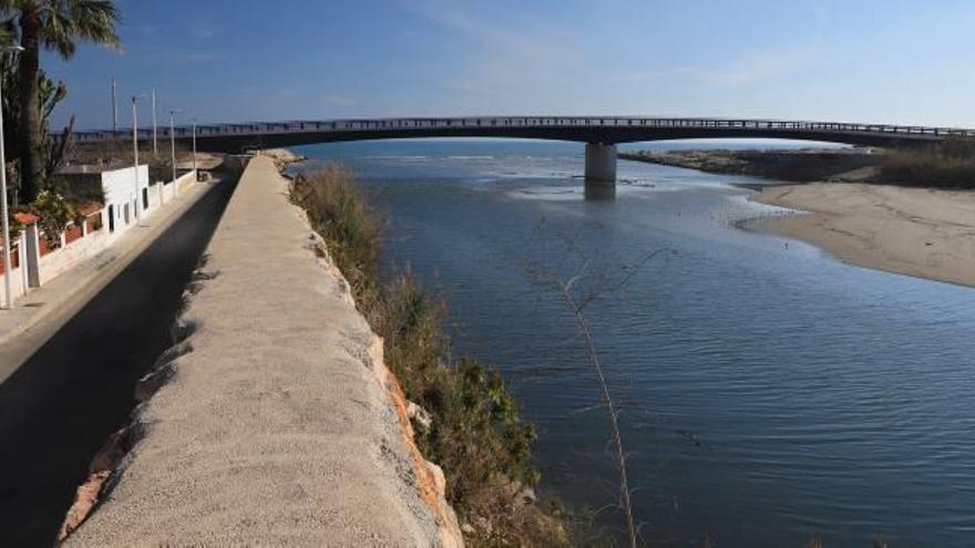 Fase final de obras en el acceso al puerto