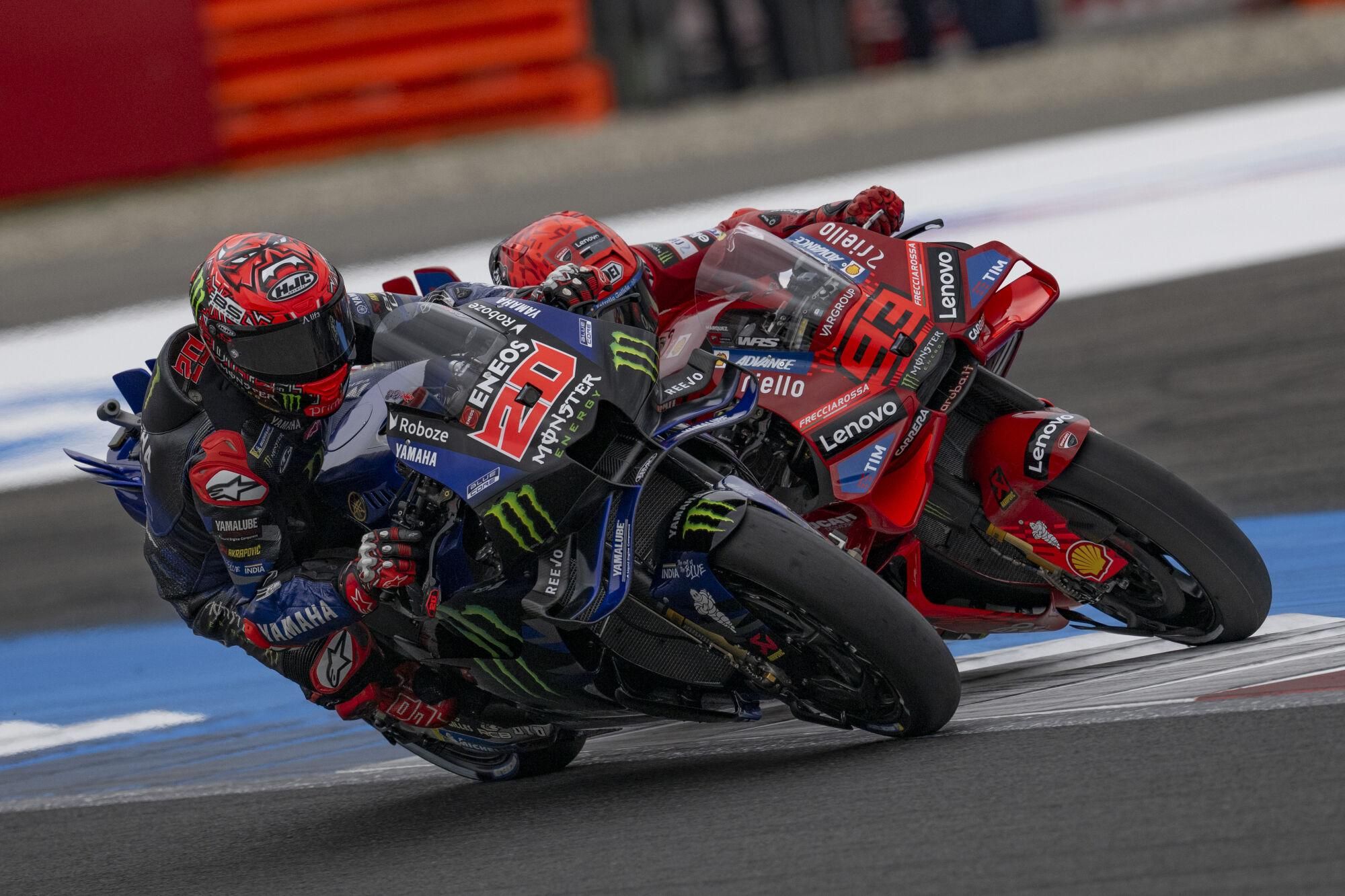 20 QUARTARARO Fabio (fra), Monster Energy Yamaha MotoGP, Yamaha YZR-M1, action 93 MARQUEZ Marc (spa), Ducati Lenovo Team, Ducati Desmosedici GP25, action during the 2025 MotoGP Motul Grand Prix of the Netherlands, Netherlands GP, on the TT Circuit Assen, from June 27 to 29, in Netherlands - Photo Studio Milagro / DPPI AFP7 27/06/2025 ONLY FOR USE IN SPAIN. GIGI SOLDANO / DPPI Media / AFP7 / Europa Press;2024;HOLLAND;JUIN;MOTO;MOTORBIKE;MOTORCYCLE;Motorsport;NETHERLANDS;PAYS-BAS;Sport;MOTO - MOTO GP - NETHERLANDS GRAND PRIX 2025;