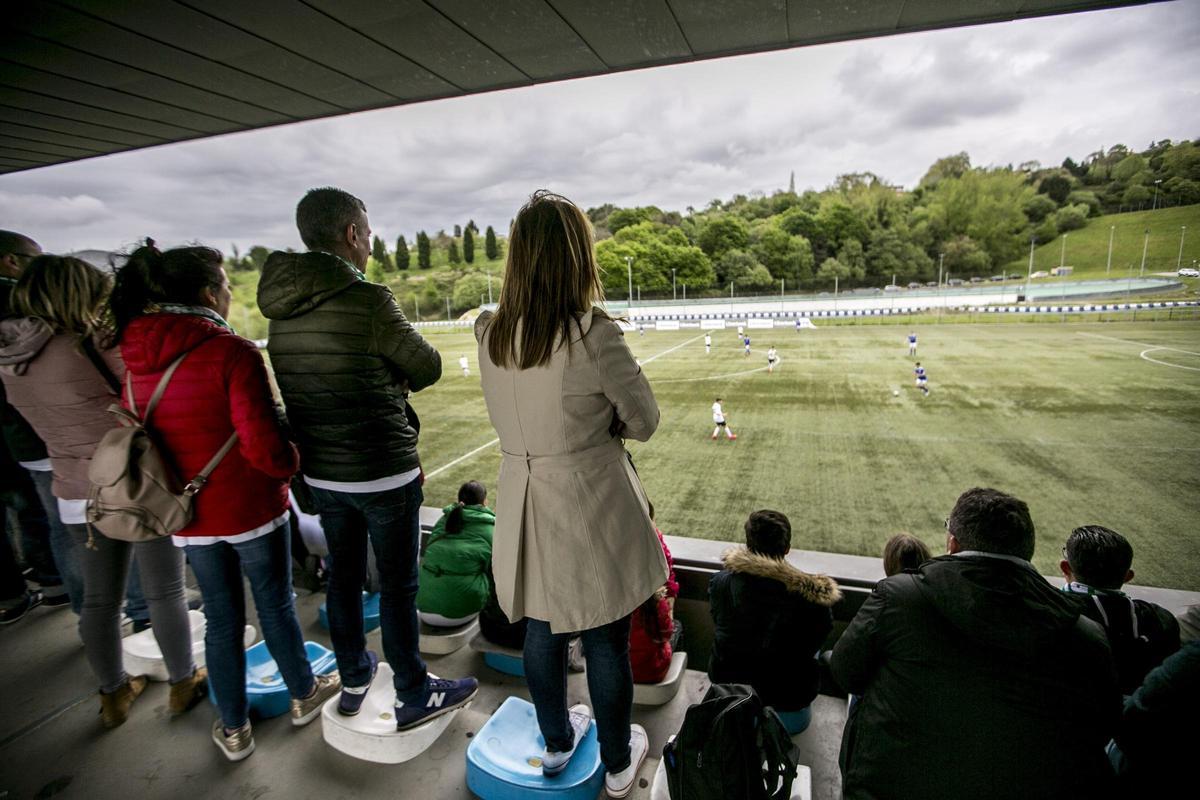 UNO DE LOS PARTIDOS DISPUTADOS EN LAS INSTALACIONES TENSI.