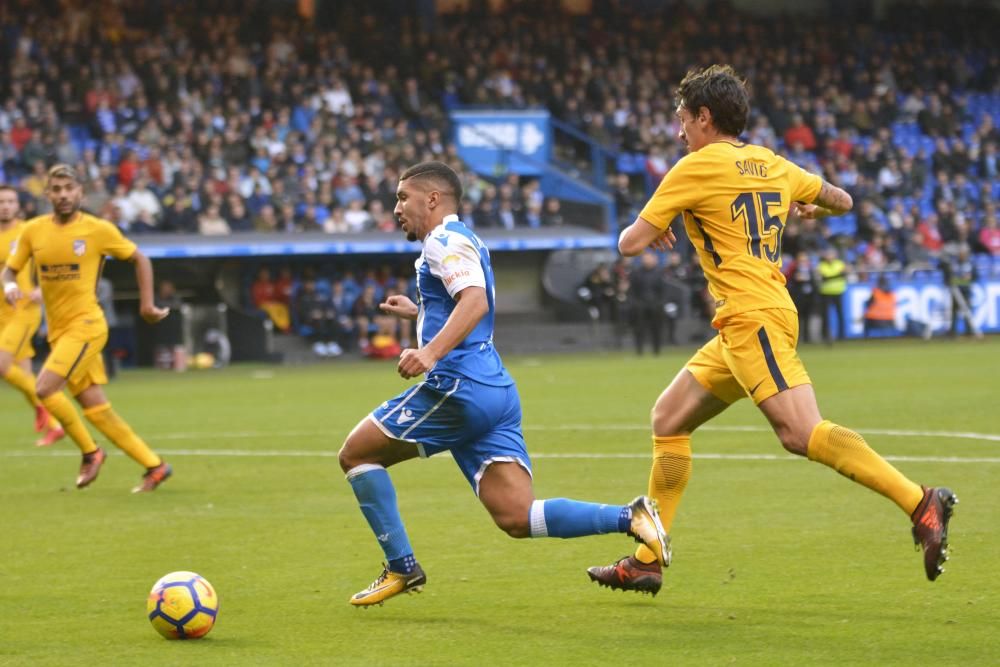 El Dépor cae en el descuento ante el Atlético