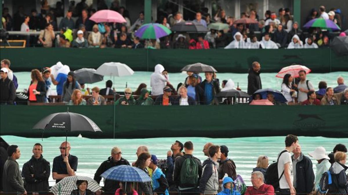 La lluvia ha llegado muy pronto a Wimbledon