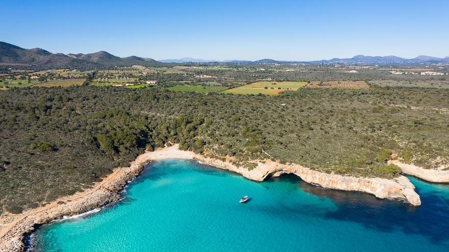 Cala Varques y calas colindantes