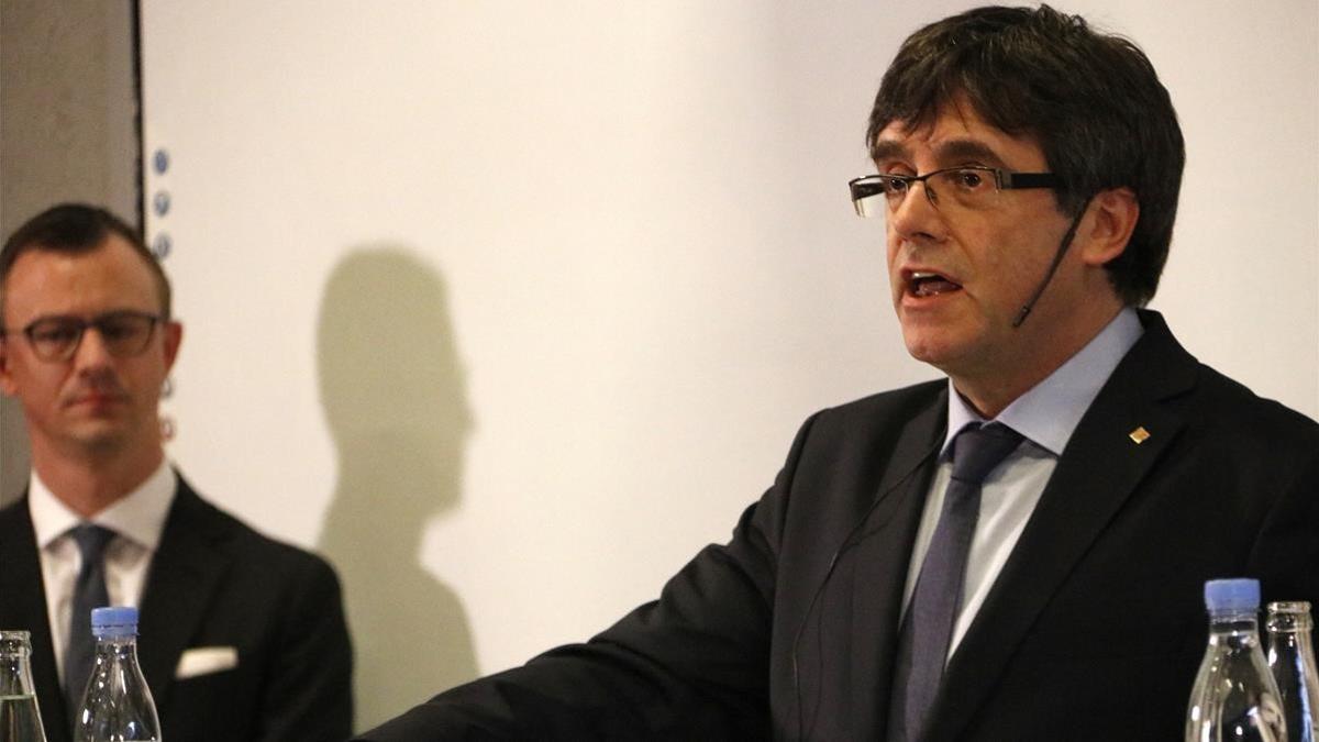 Puigdemont, durante el debate en la Universidad de Copenhague.