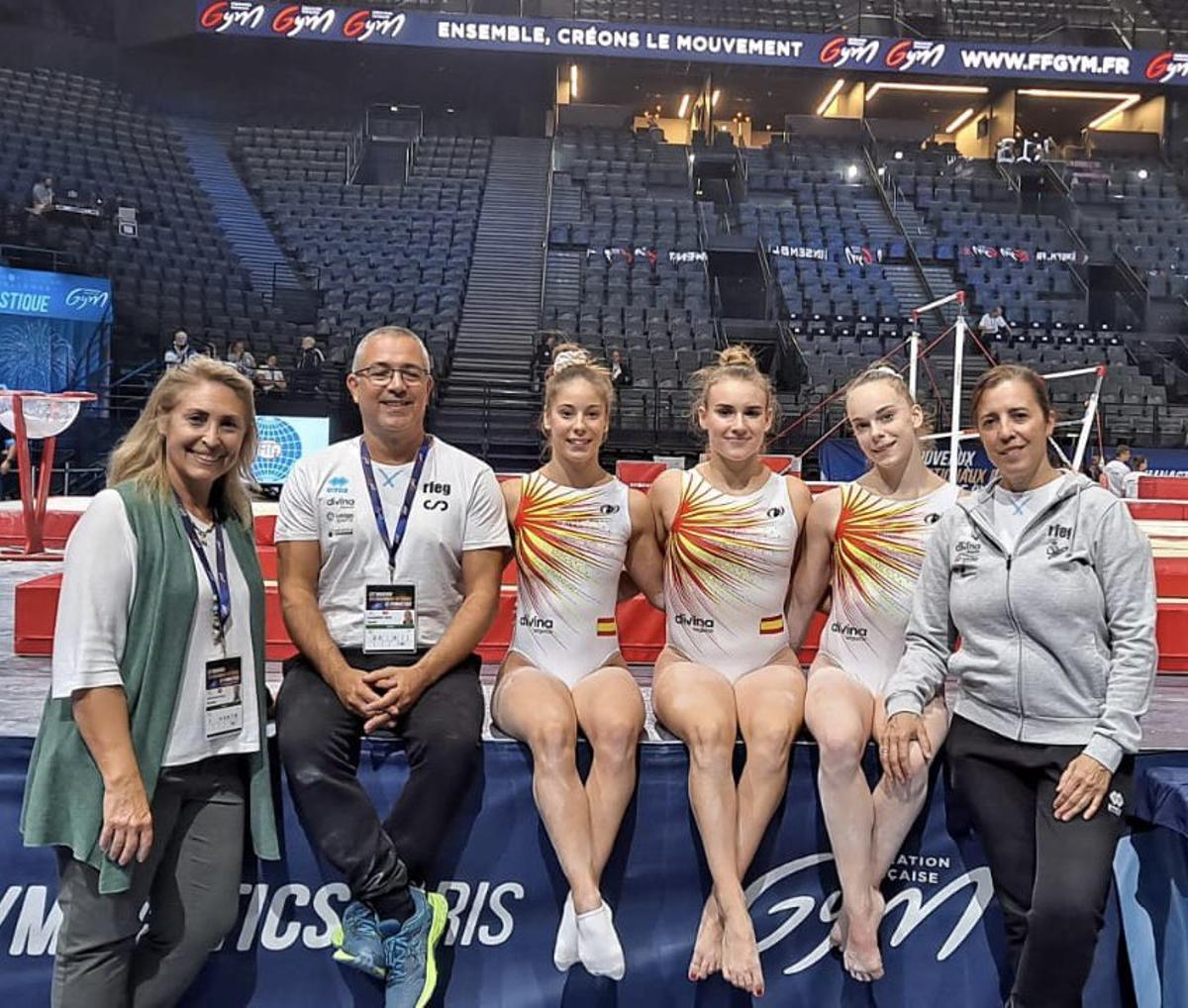 El 24 y 25 de septiembre se celebró la Copa del Mundo de gimnasia artística en París. El equipo femenino español estuvo formado por: Laura Casabuena, Lorena Medina y Maia Llacer.