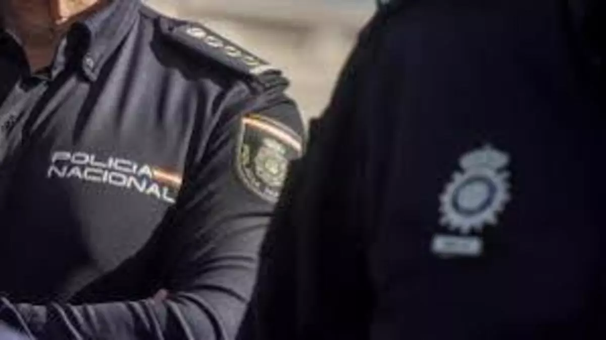 La policía investiga un tiroteo en plena calle en Carabanchel
