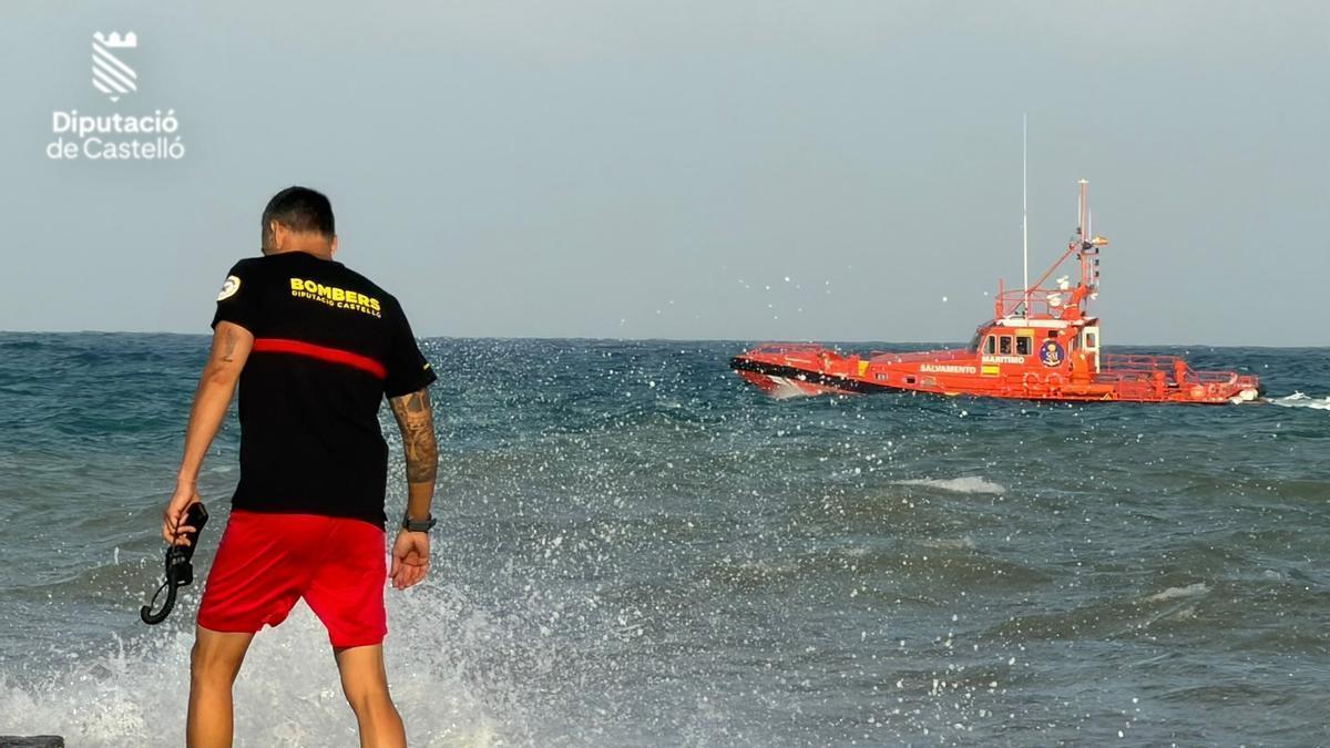 Rescate de un hombre desaparecido en la playa de Almassora
